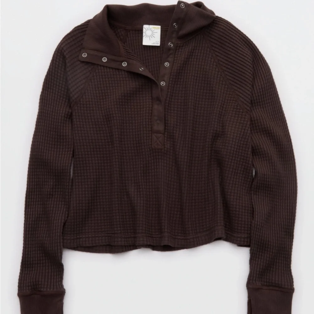 NWT Aerie Wow! Waffle Mockneck Henley Long Sleeve T-Shirt - Picture 3 of 9